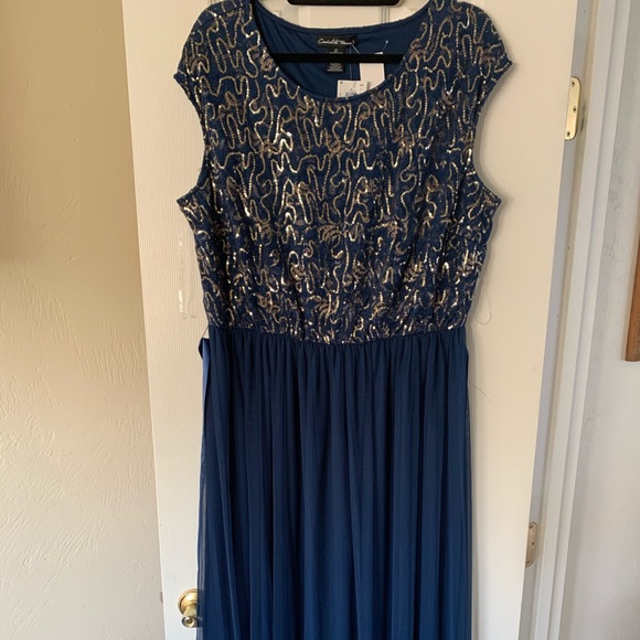 Full length plus size event dress. - Picture 1 of 2